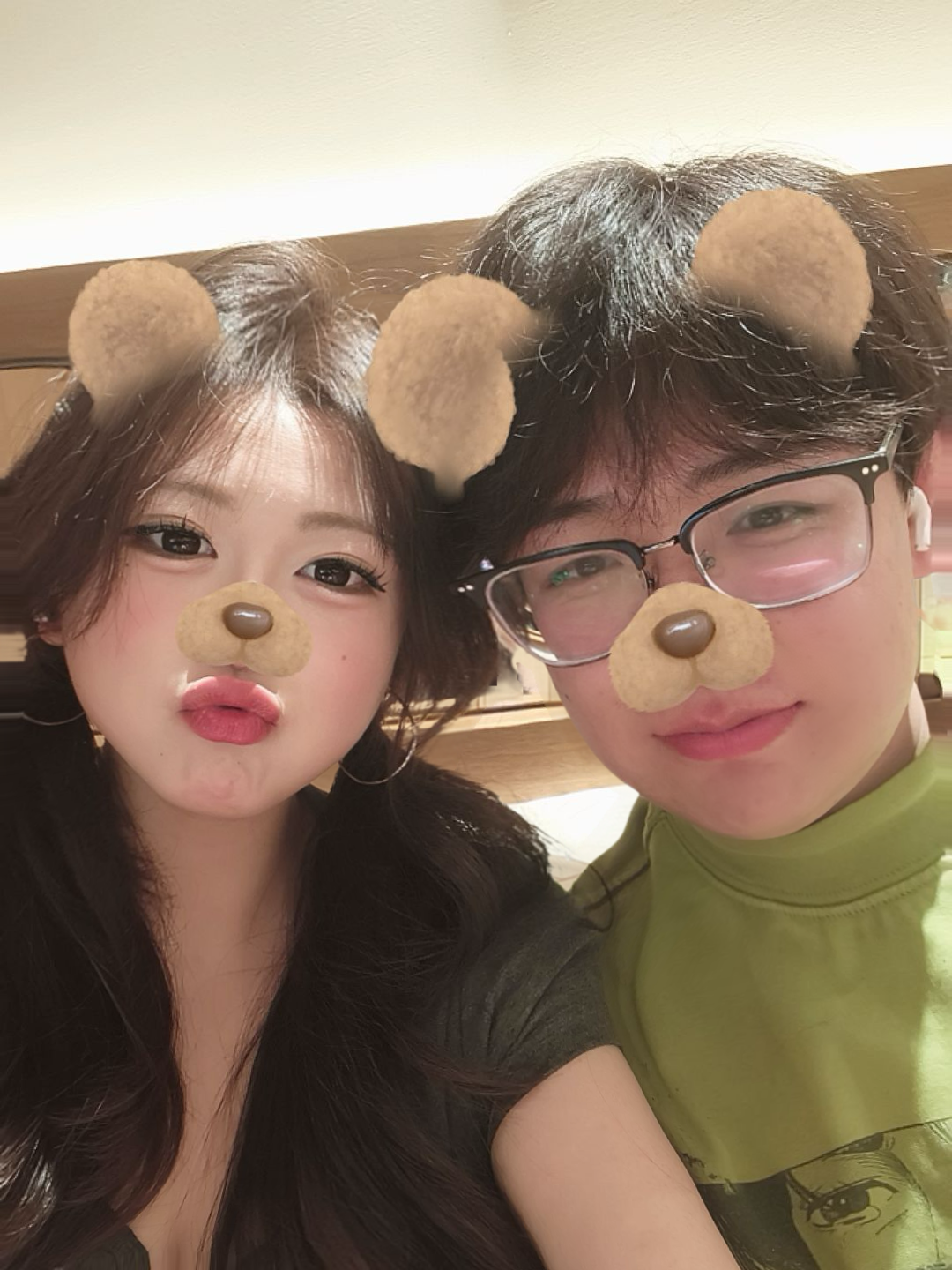 王昱睿和郭欣怡的合照